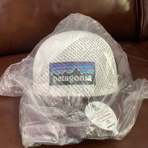 NWT Patagonia LoPro Trucker Hat